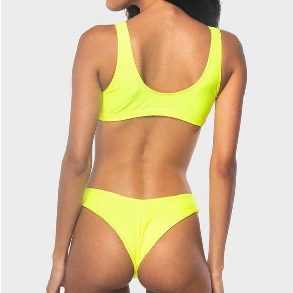 Blackbough Neon Yellow Zip Front Bikini Matching Set - Picture 5 of 14